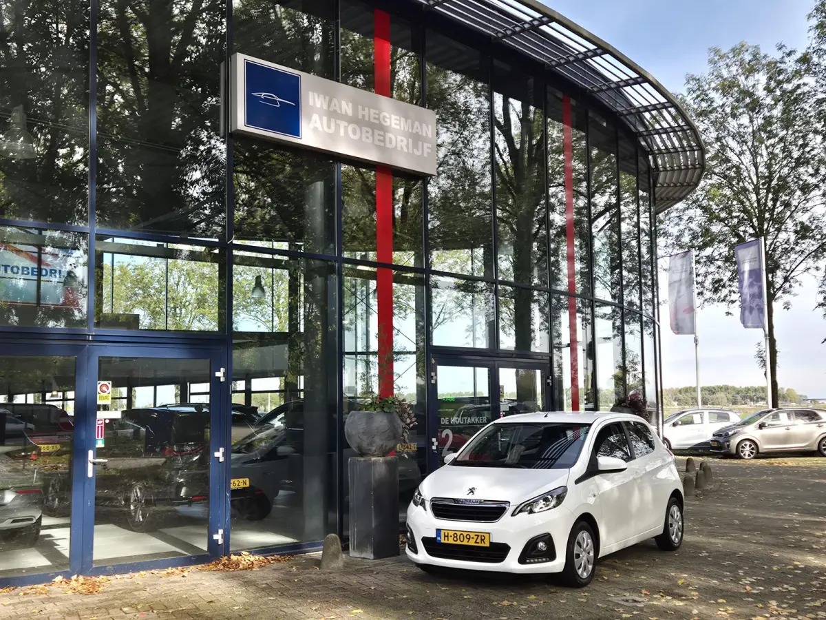 1.0 e-VTi Active | Airconditioning | Centr. vergr. op afstand | Electr. ramen voor | Stuurbekrachtiging