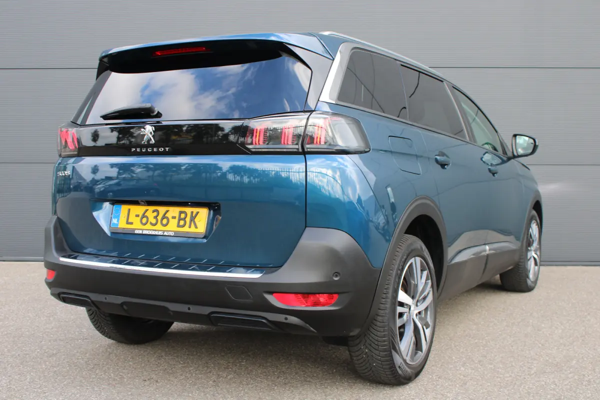 1.2 PureTech 130pk EAT8 Blue Lease Allure | Automaat | Navigatie | Camera | NL auto | 7 Persoons | All season | Nieuw model |