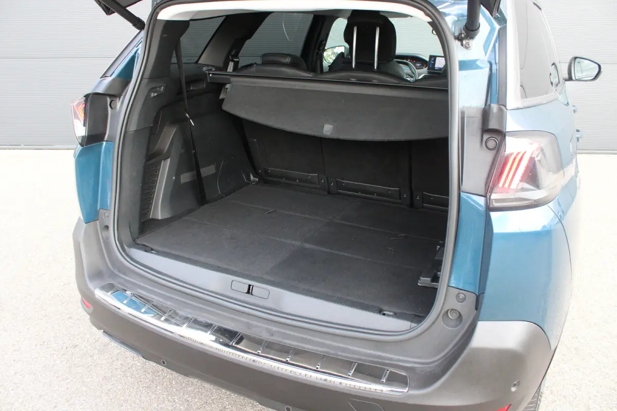 1.2 PureTech 130pk EAT8 Blue Lease Allure | Automaat | Navigatie | Camera | NL auto | 7 Persoons | All season | Nieuw model |