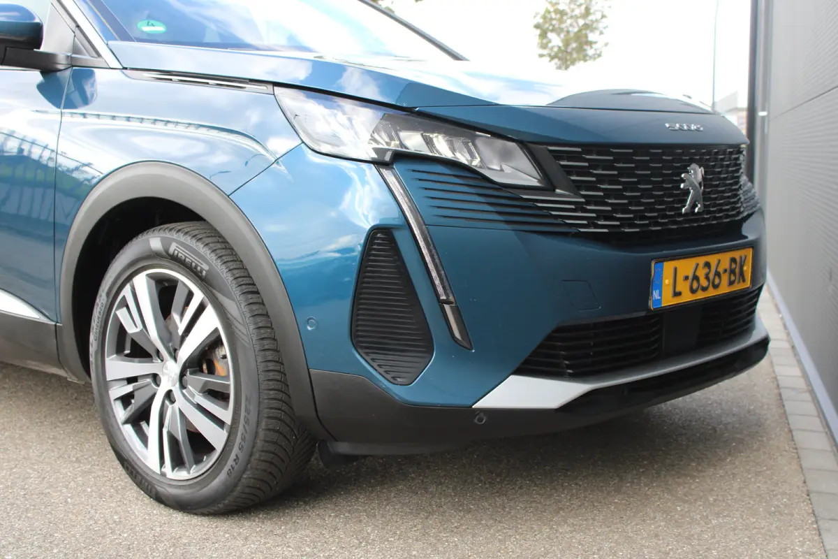 1.2 PureTech 130pk EAT8 Blue Lease Allure | Automaat | Navigatie | Camera | NL auto | 7 Persoons | All season | Nieuw model |