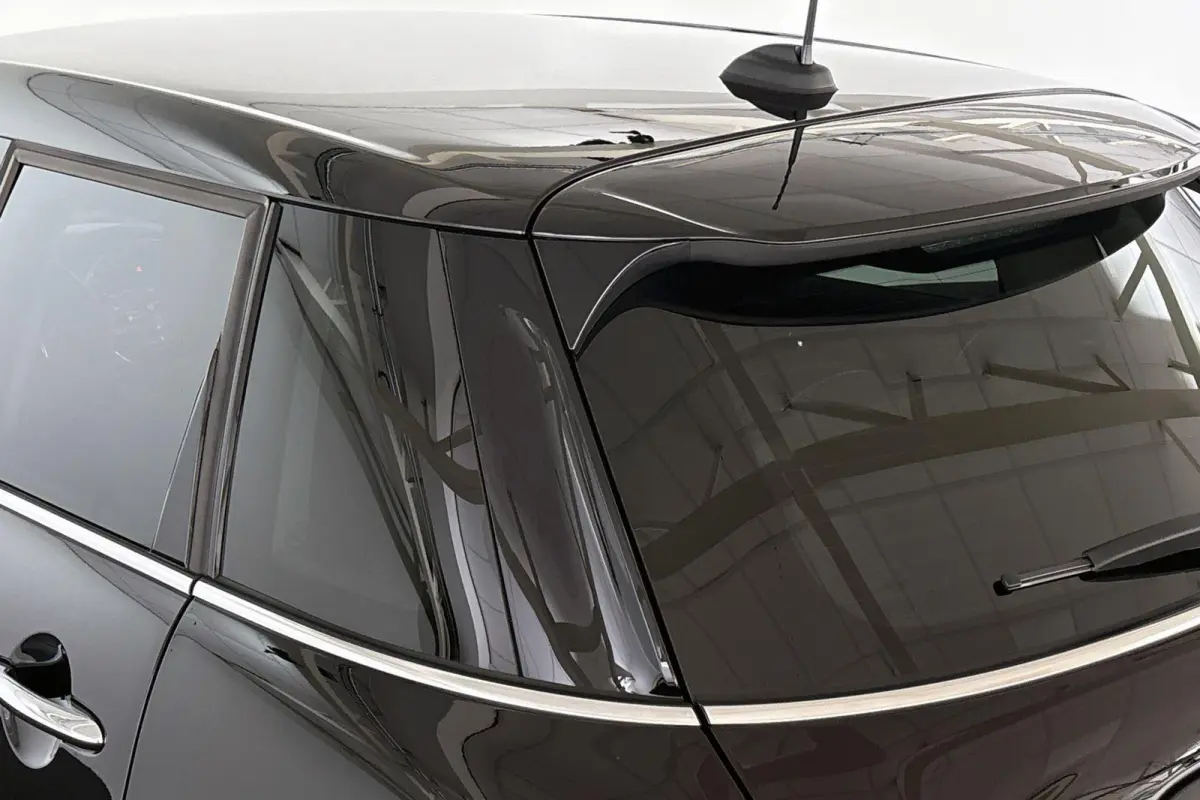 1.5 One Essential Groot Navi LED Koplampen Apple CarPlay