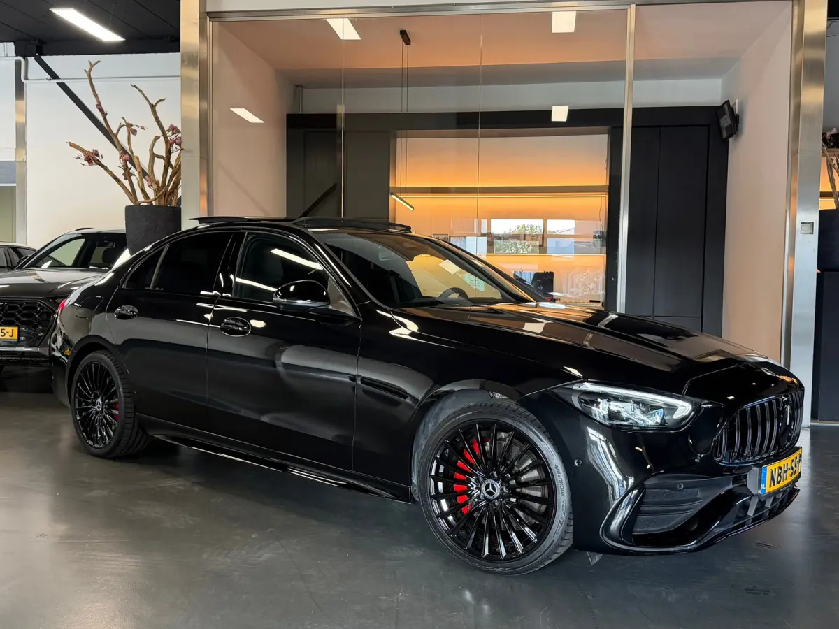 300 e AMG Night Panorama Memory 360Cam 63Pack