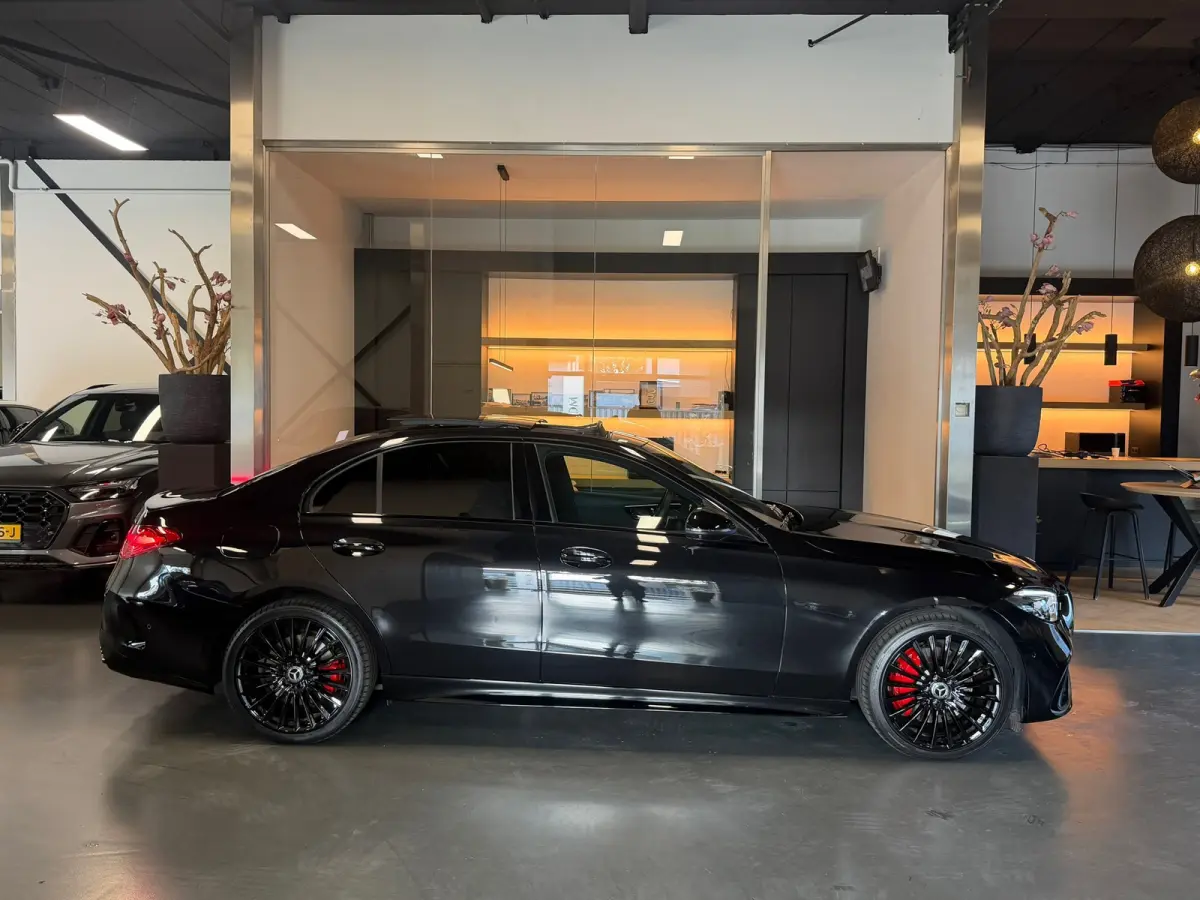 300 e AMG Night Panorama Memory 360Cam 63Pack