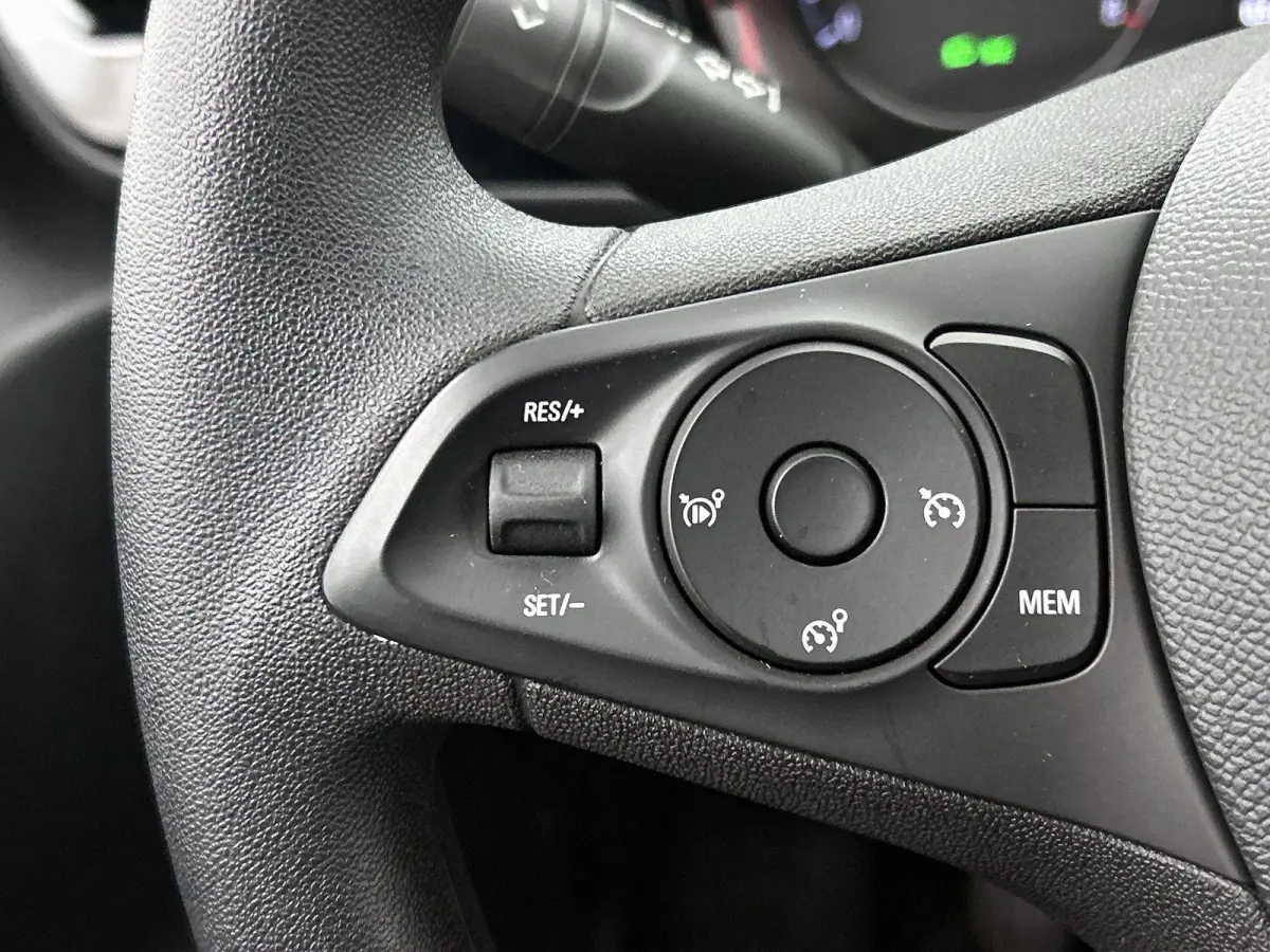 1.2 Edition | Apple Carplay/Android Auto | Licht & Regen Sensoren | Lichtmetalen Velgen