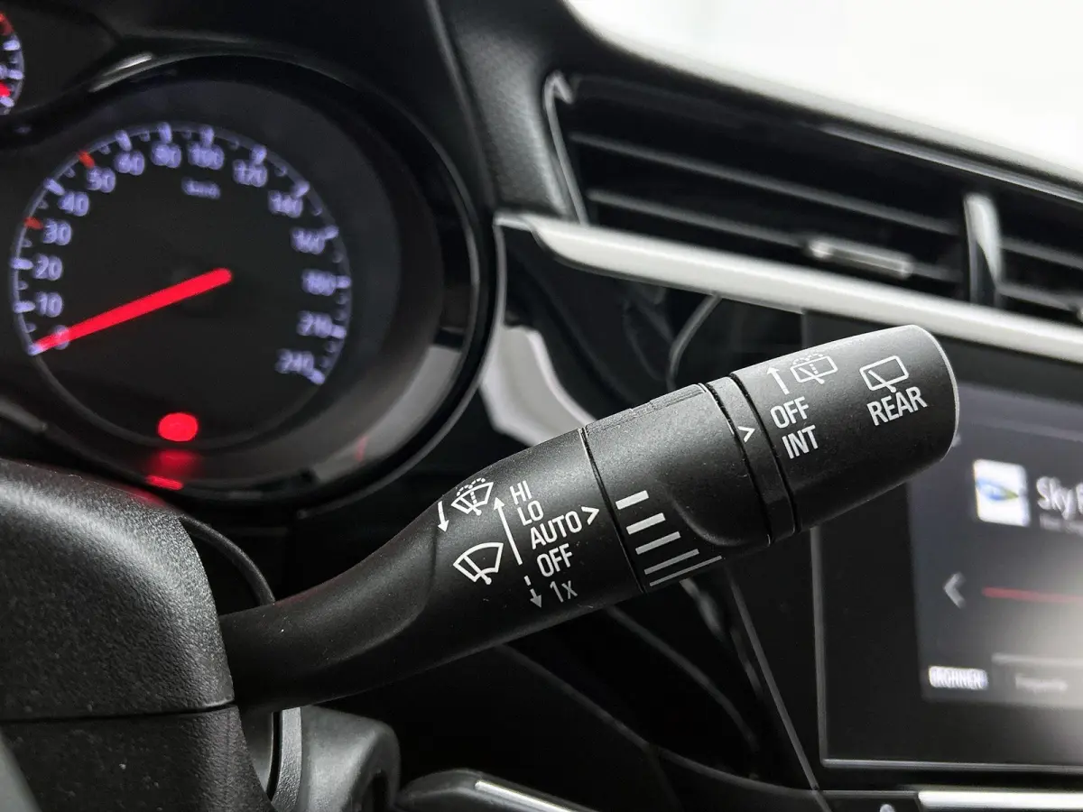 1.2 Edition | Apple Carplay/Android Auto | Licht & Regen Sensoren | Lichtmetalen Velgen