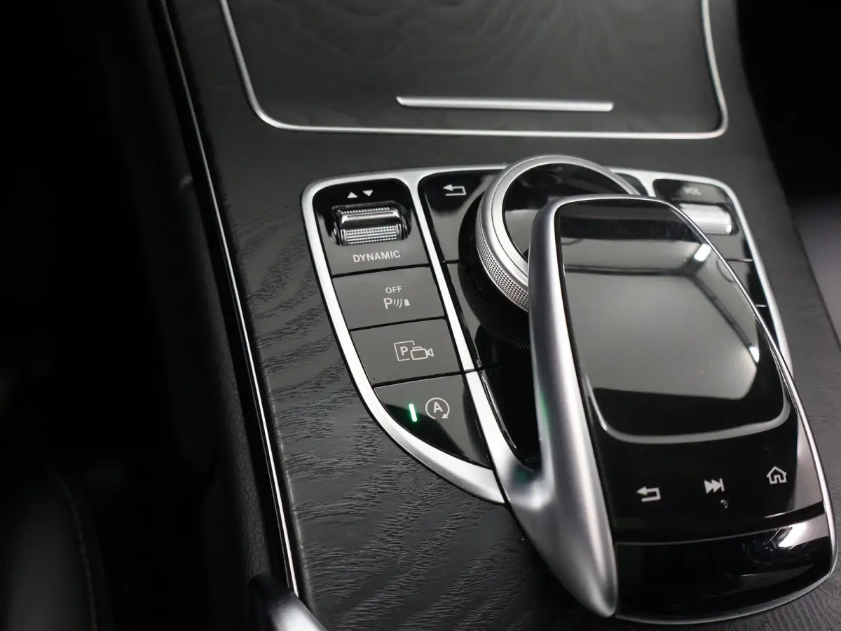 300 Premium Plus Pack | AMG |Night | Panoramadak | Burmester | Memory | Widescreen | Sfeerverlichting |