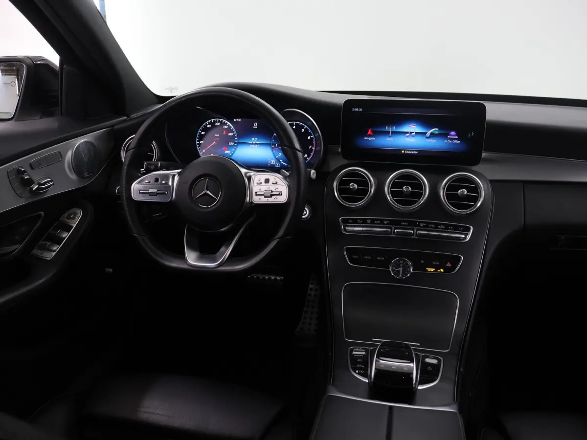 300 Premium Plus Pack | AMG |Night | Panoramadak | Burmester | Memory | Widescreen | Sfeerverlichting |