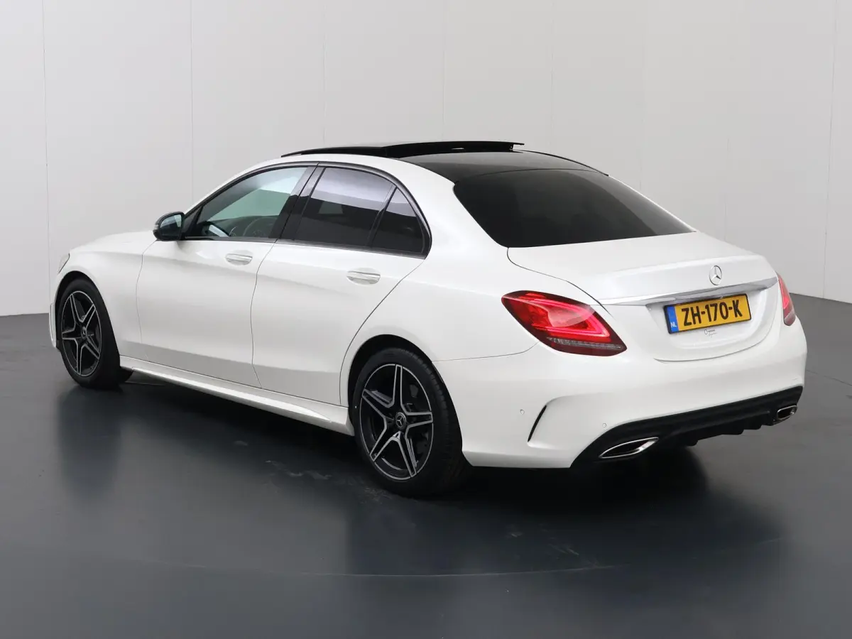 300 Premium Plus Pack | AMG |Night | Panoramadak | Burmester | Memory | Widescreen | Sfeerverlichting |