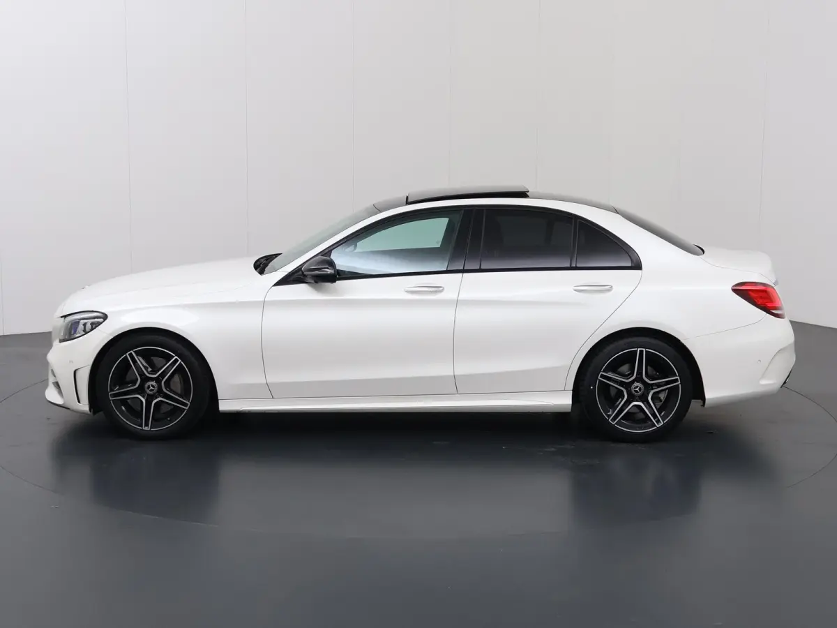 300 Premium Plus Pack | AMG |Night | Panoramadak | Burmester | Memory | Widescreen | Sfeerverlichting |