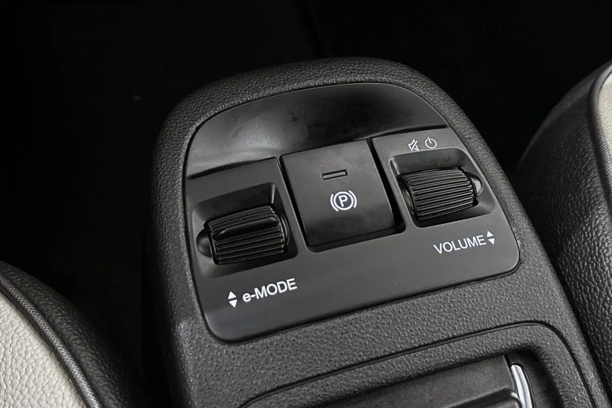 La Prima 42 kWh Cabrio Leder Stoelverwarming Camera JBL Keyless