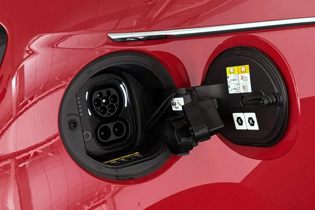La Prima 42 kWh Cabrio Leder Stoelverwarming Camera JBL Keyless
