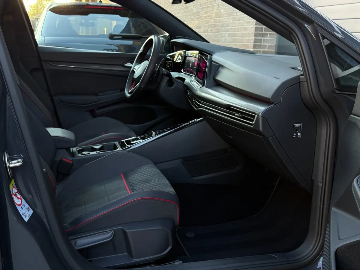 2.0 TSI GTI Clubsport / 400PK / Downpipe 200 Cells / Pano / DCC / Nürburgring / H&K / Dodehoek / Camera / Carplay