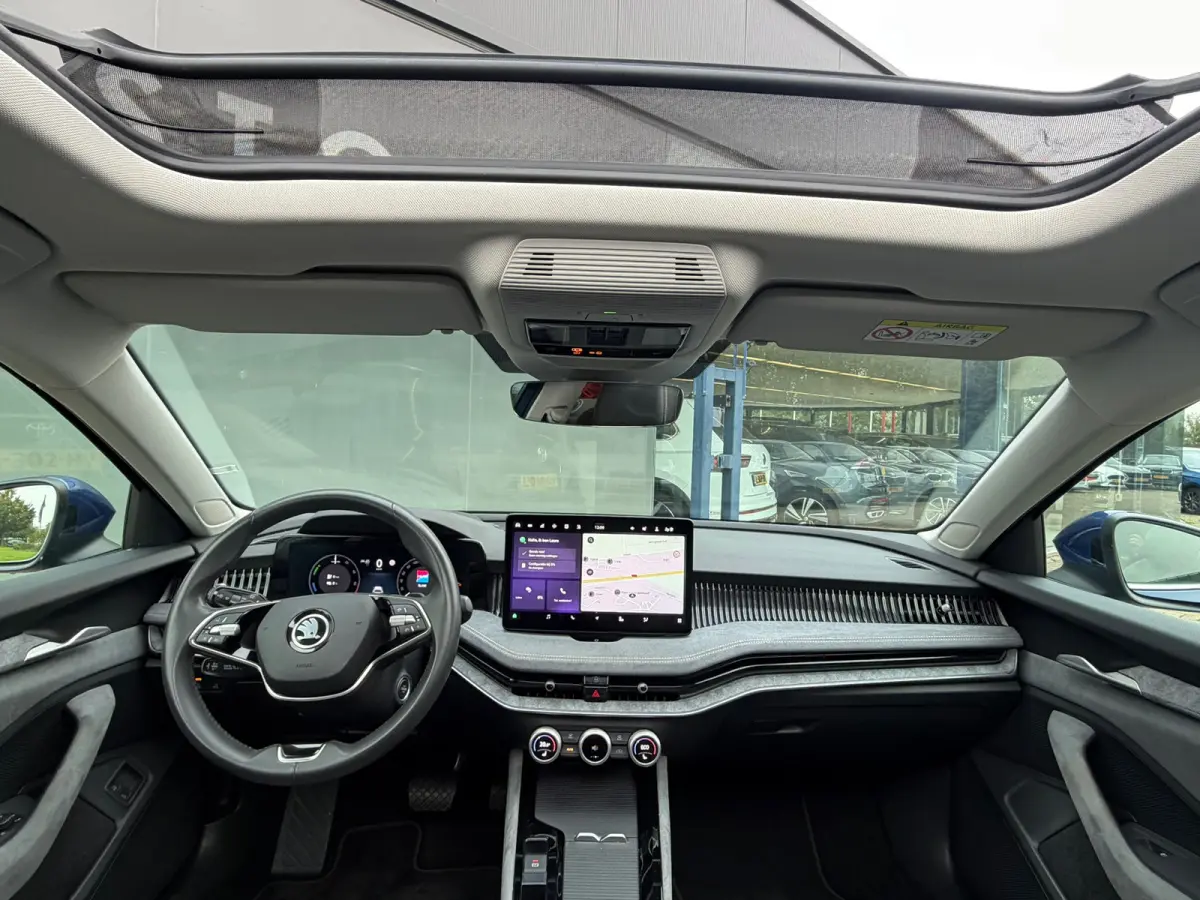 1.5 TSI PHEV BNS Head-up display/Pano/Trekhaak