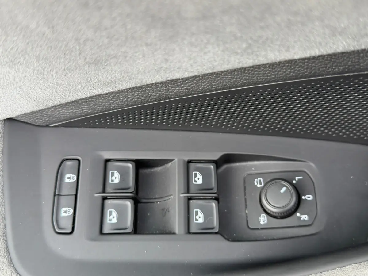 1.5 TSI PHEV BNS Head-up display/Pano/Trekhaak