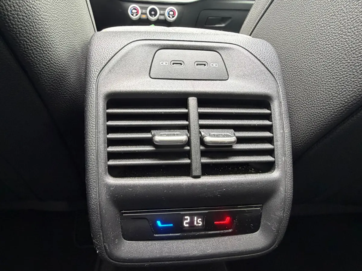 1.5 TSI PHEV BNS Head-up display/Pano/Trekhaak