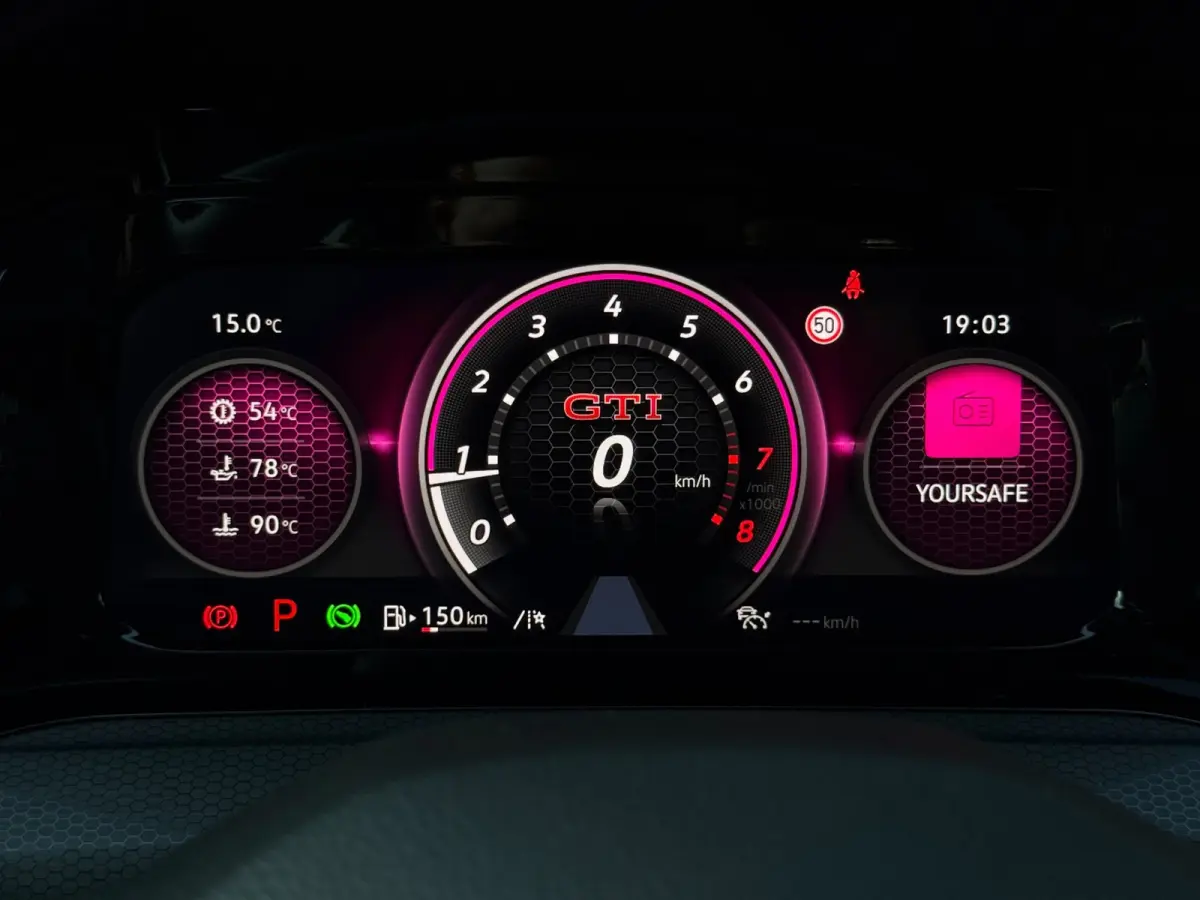 2.0 TSI GTI / JD Engineering / Pano / NAP / Ambiance / Dodehoek / Camera / Carplay / IQ Lights / Garantie / ACC /