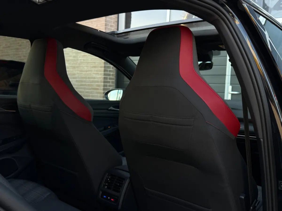 2.0 TSI GTI / JD Engineering / Pano / NAP / Ambiance / Dodehoek / Camera / Carplay / IQ Lights / Garantie / ACC /