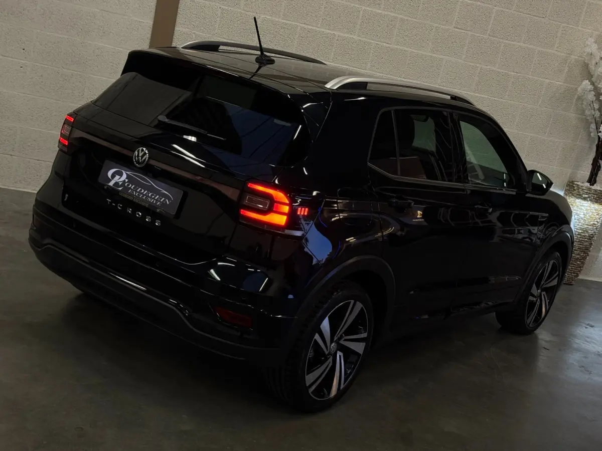 1.0 TSI Style Business R / 3x R-LINE / Carplay / Dodehoek / Camera / Led / Keyless / ACC / Lane Assist /