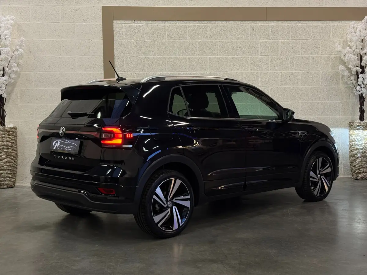 1.0 TSI Style Business R / 3x R-LINE / Carplay / Dodehoek / Camera / Led / Keyless / ACC / Lane Assist /