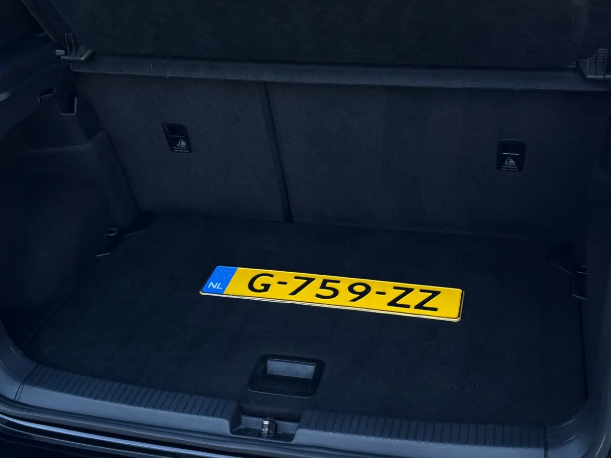 1.0 TSI Style Business R / 3x R-LINE / Carplay / Dodehoek / Camera / Led / Keyless / ACC / Lane Assist /