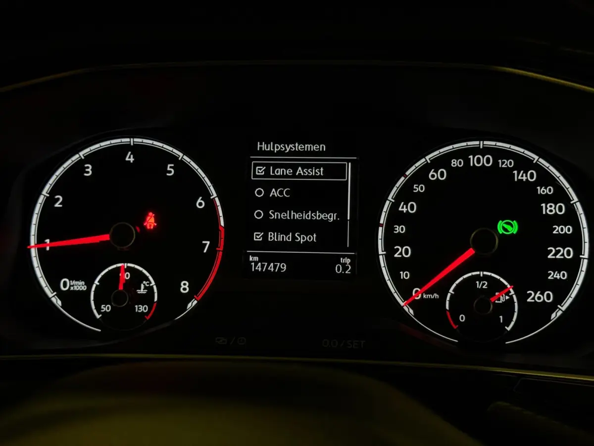 1.0 TSI Style Business R / 3x R-LINE / Carplay / Dodehoek / Camera / Led / Keyless / ACC / Lane Assist /