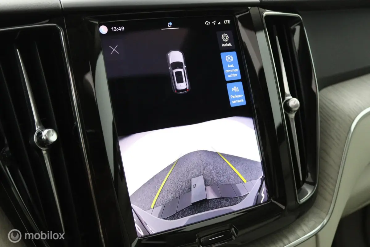 2.0 T6 Plug-in hybrid AWD Plus Bright | Trekhaak | Pilot Assist | Pano | Stoel- Stuurverwarming | Achterbank verwarmd |
