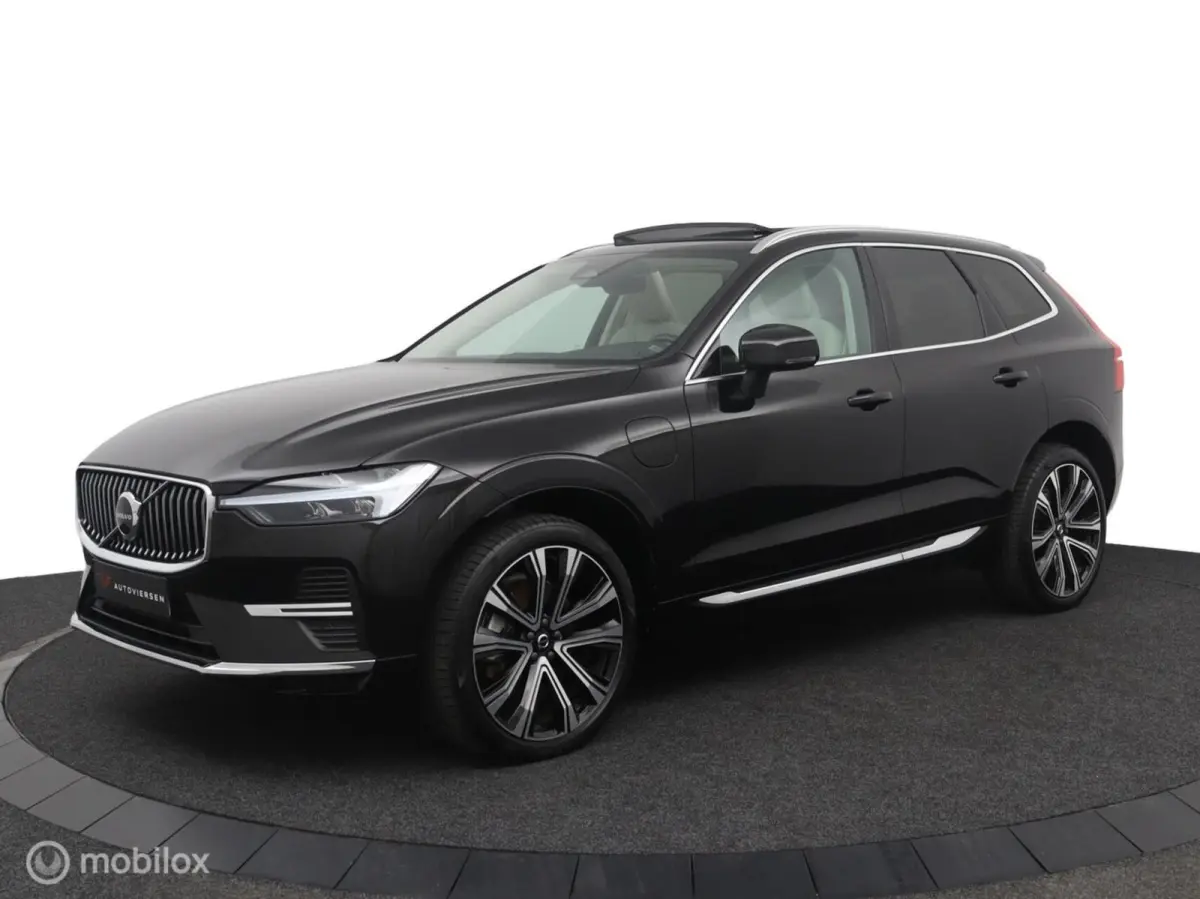 2.0 T6 Plug-in hybrid AWD Plus Bright | Trekhaak | Pilot Assist | Pano | Stoel- Stuurverwarming | Achterbank verwarmd |