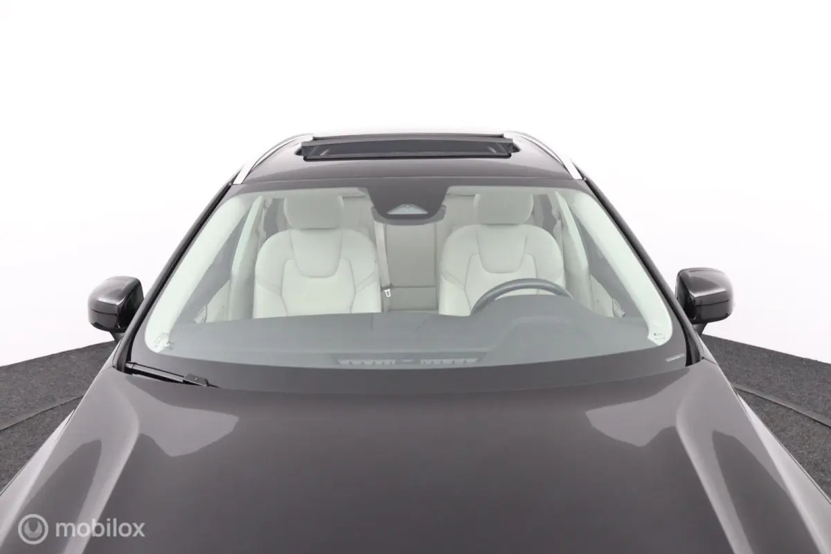 2.0 T6 Plug-in hybrid AWD Plus Bright | Trekhaak | Pilot Assist | Pano | Stoel- Stuurverwarming | Achterbank verwarmd |