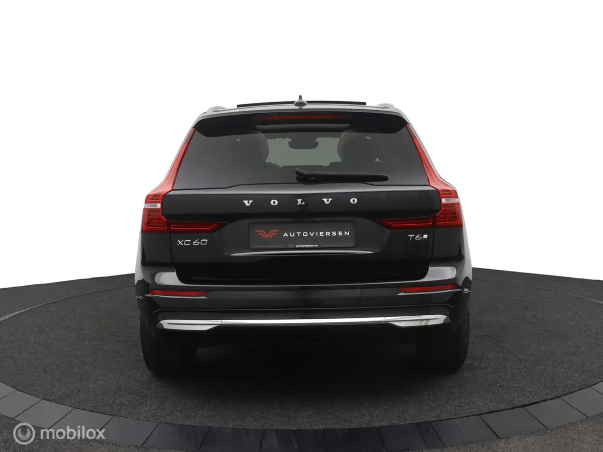 2.0 T6 Plug-in hybrid AWD Plus Bright | Trekhaak | Pilot Assist | Pano | Stoel- Stuurverwarming | Achterbank verwarmd |