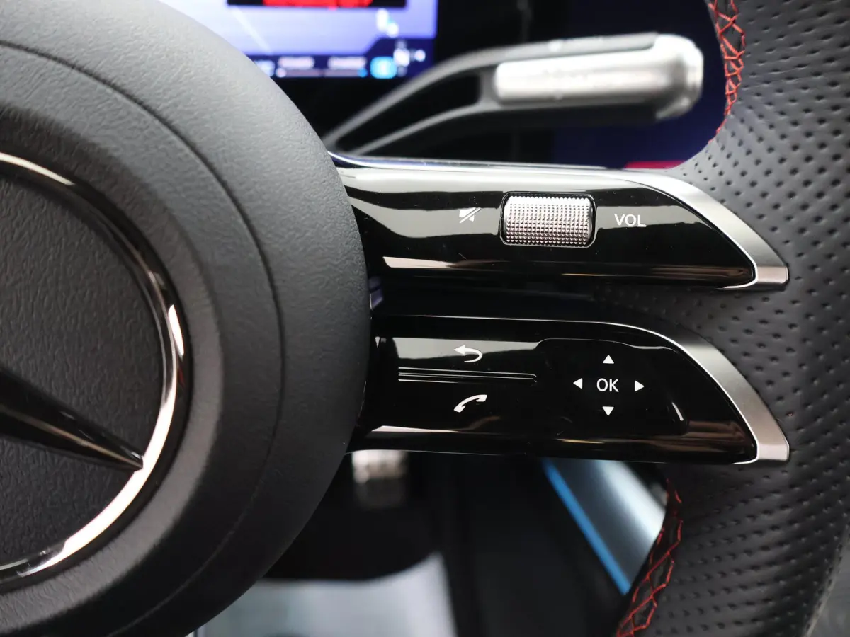 180 Business Solution AMG | Night | Burmester | Panoramadak  | AMG-line Plus | Premium Plus | Trekhaak | Massagestoelen |