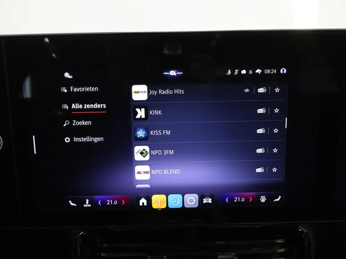 180 Business Solution AMG | Night | Burmester | Panoramadak  | AMG-line Plus | Premium Plus | Trekhaak | Massagestoelen |