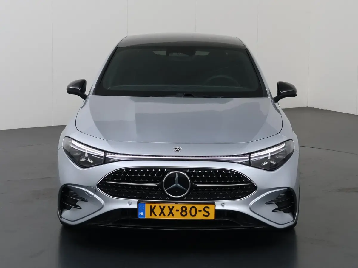 180 Business Solution AMG | Night | Panoramadak | Memory | Trekhaak | Sfeerverlichting | Stoelverwarming |