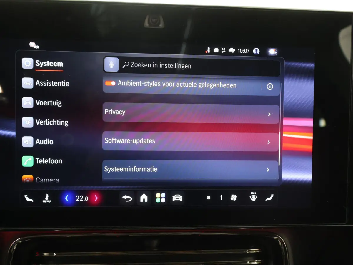 180 Business Solution AMG | Night | Panoramadak | Memory | Trekhaak | Sfeerverlichting | Stoelverwarming |