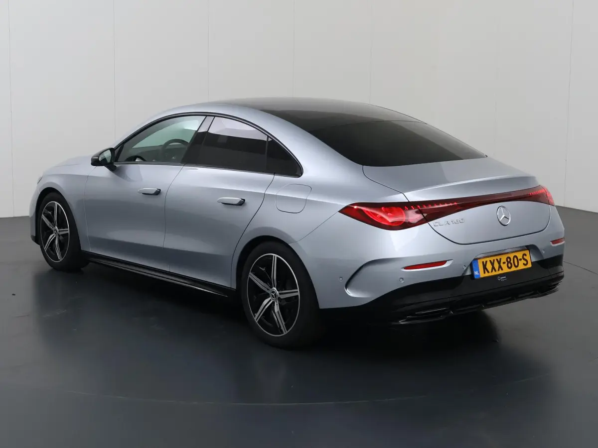 180 Business Solution AMG | Night | Panoramadak | Memory | Trekhaak | Sfeerverlichting | Stoelverwarming |