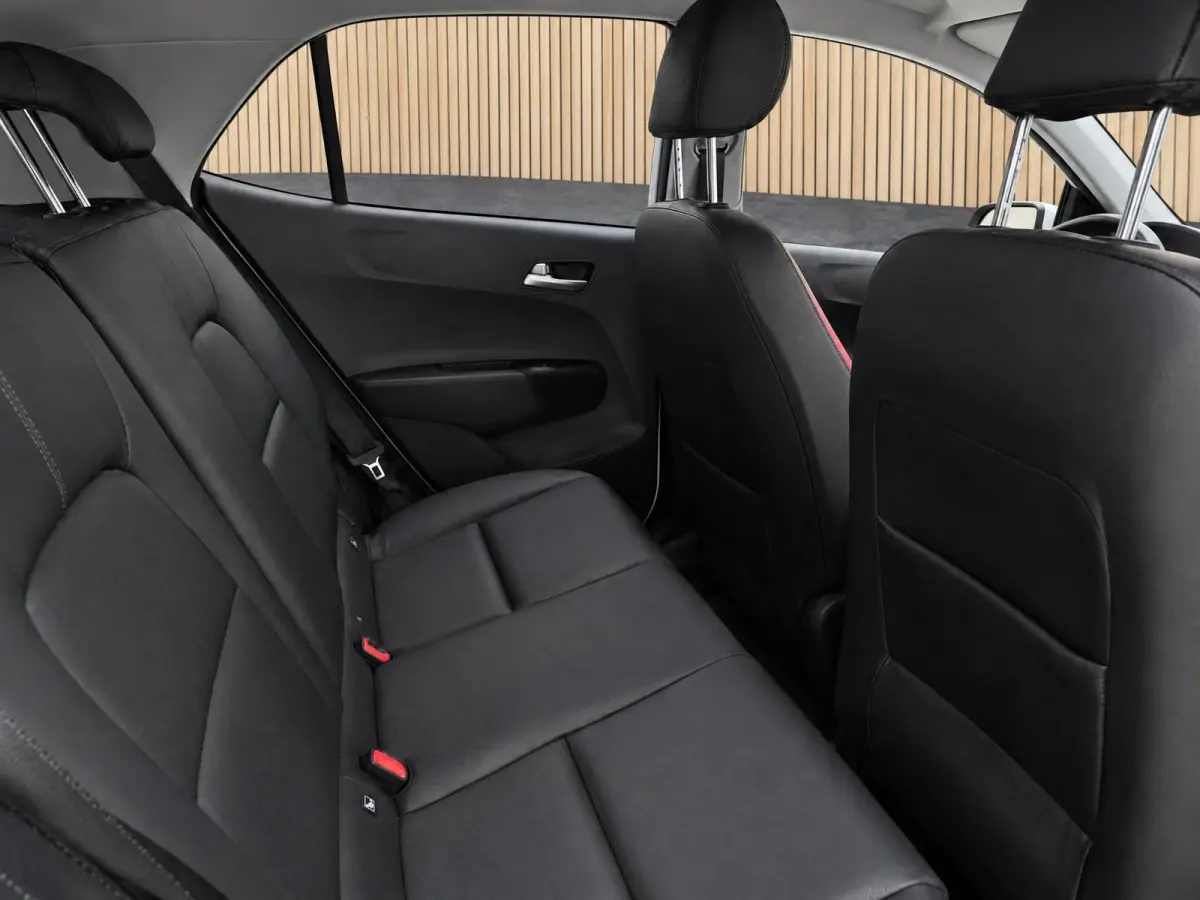1.0 DPi GT-Line Dealer onderhouden | Navigatie | Leder interieur | Climate control | Lichtmetaal |