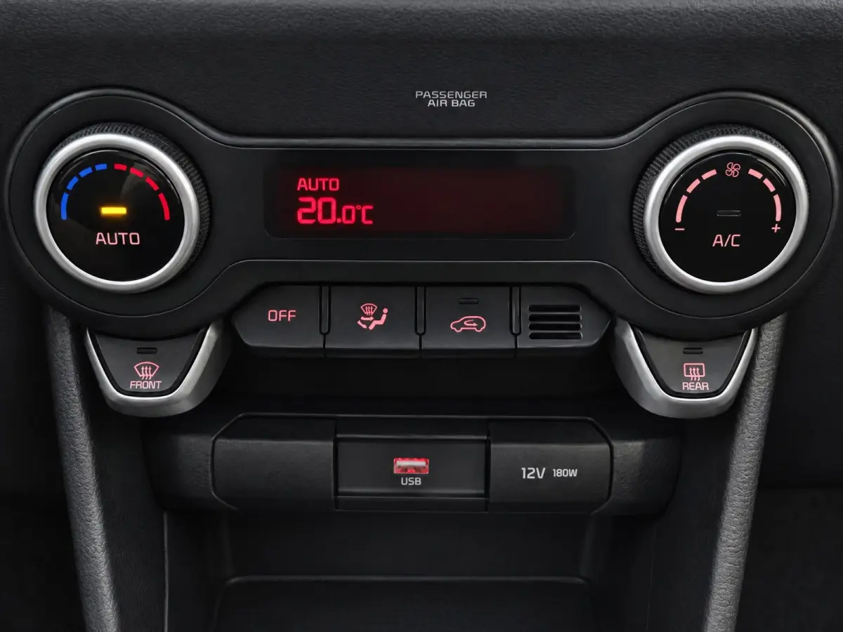 1.0 DPi GT-Line Dealer onderhouden | Navigatie | Leder interieur | Climate control | Lichtmetaal |