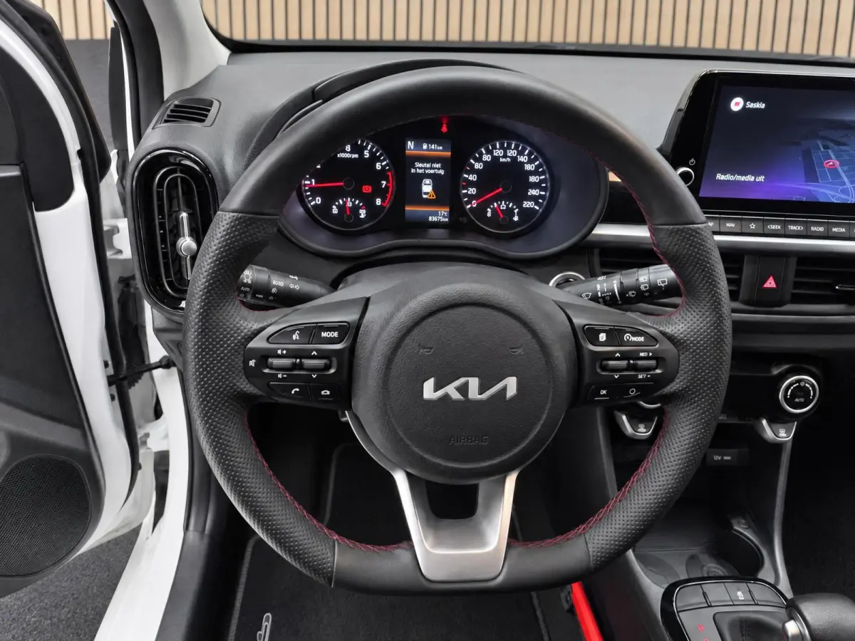 1.0 DPi GT-Line Dealer onderhouden | Navigatie | Leder interieur | Climate control | Lichtmetaal |