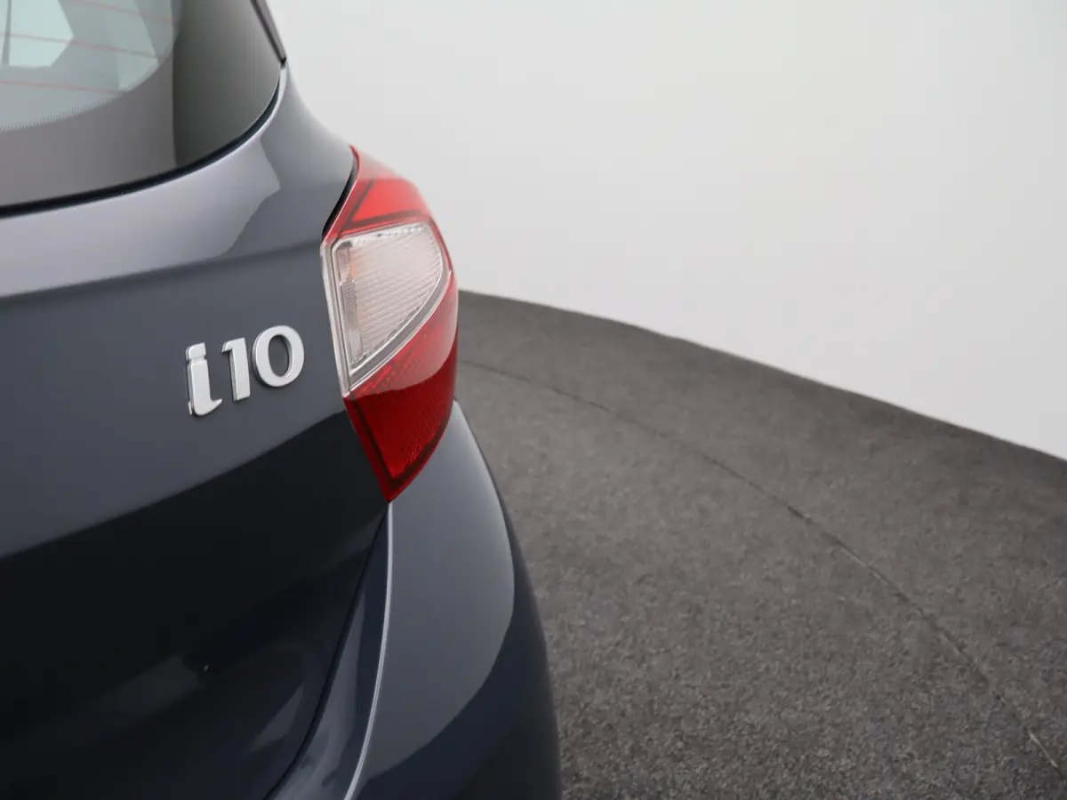 1.0 Comfort | Alarm klasse 1(startblokkering) | Apple Carplay/Android Auto|telefoonintegratie premium | Armsteun voor