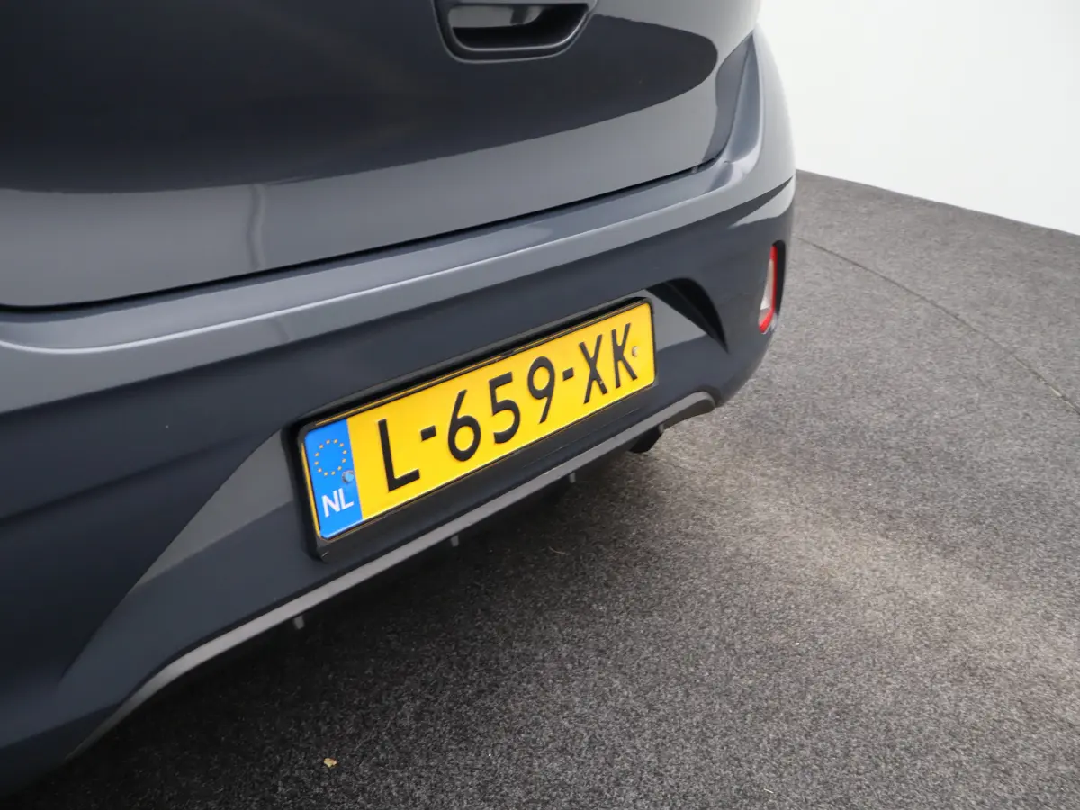 1.0 Comfort | Alarm klasse 1(startblokkering) | Apple Carplay/Android Auto|telefoonintegratie premium | Armsteun voor