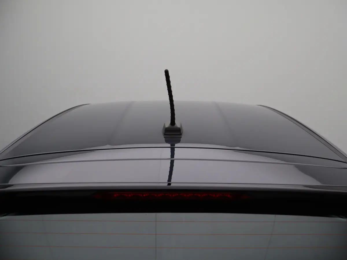 1.0 Comfort | Alarm klasse 1(startblokkering) | Apple Carplay/Android Auto|telefoonintegratie premium | Armsteun voor