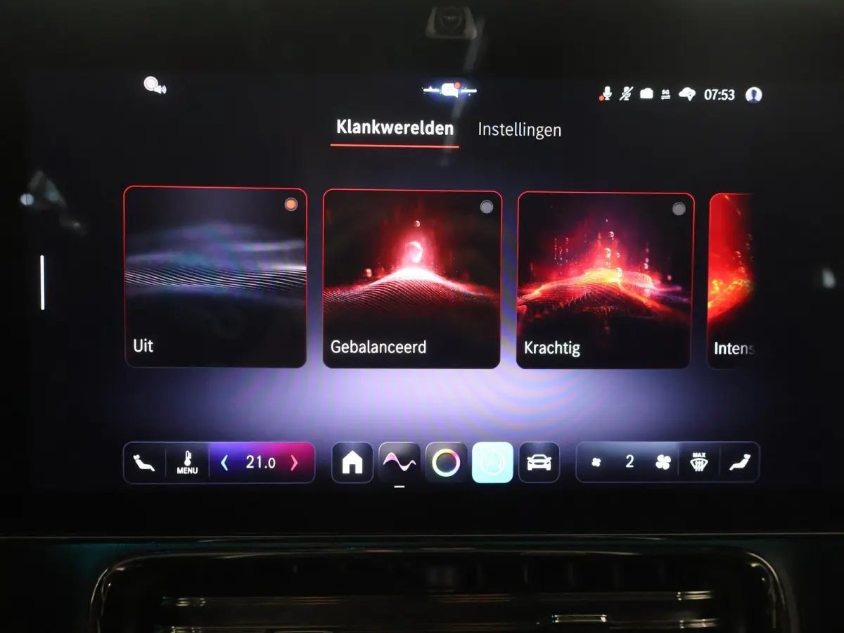 180 Business Solution AMG | Panoramadak | Stoelverwarming | Dodehoekassistent | Achteruitrijcamera |