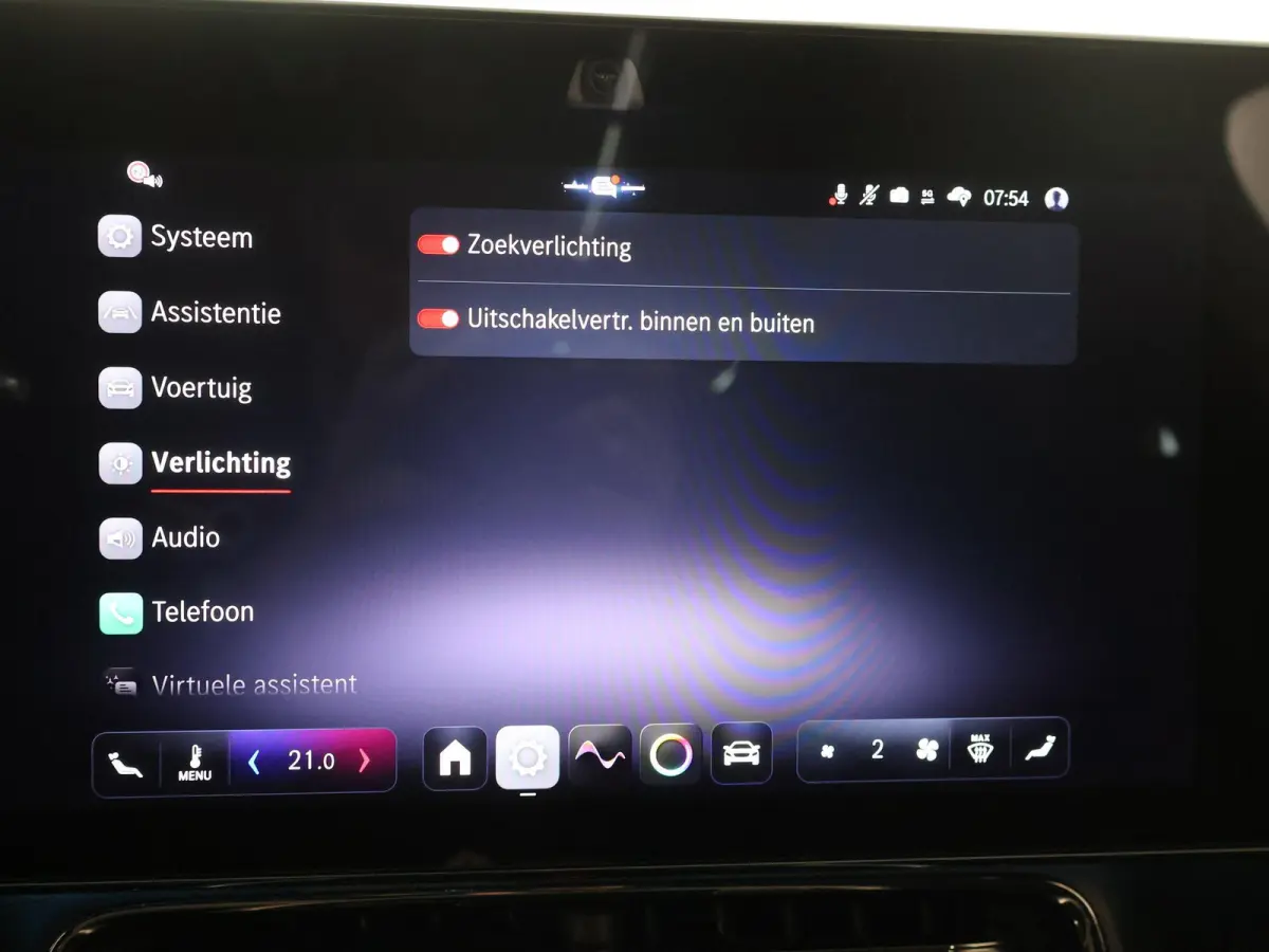 180 Business Solution AMG | Panoramadak | Stoelverwarming | Dodehoekassistent | Achteruitrijcamera |