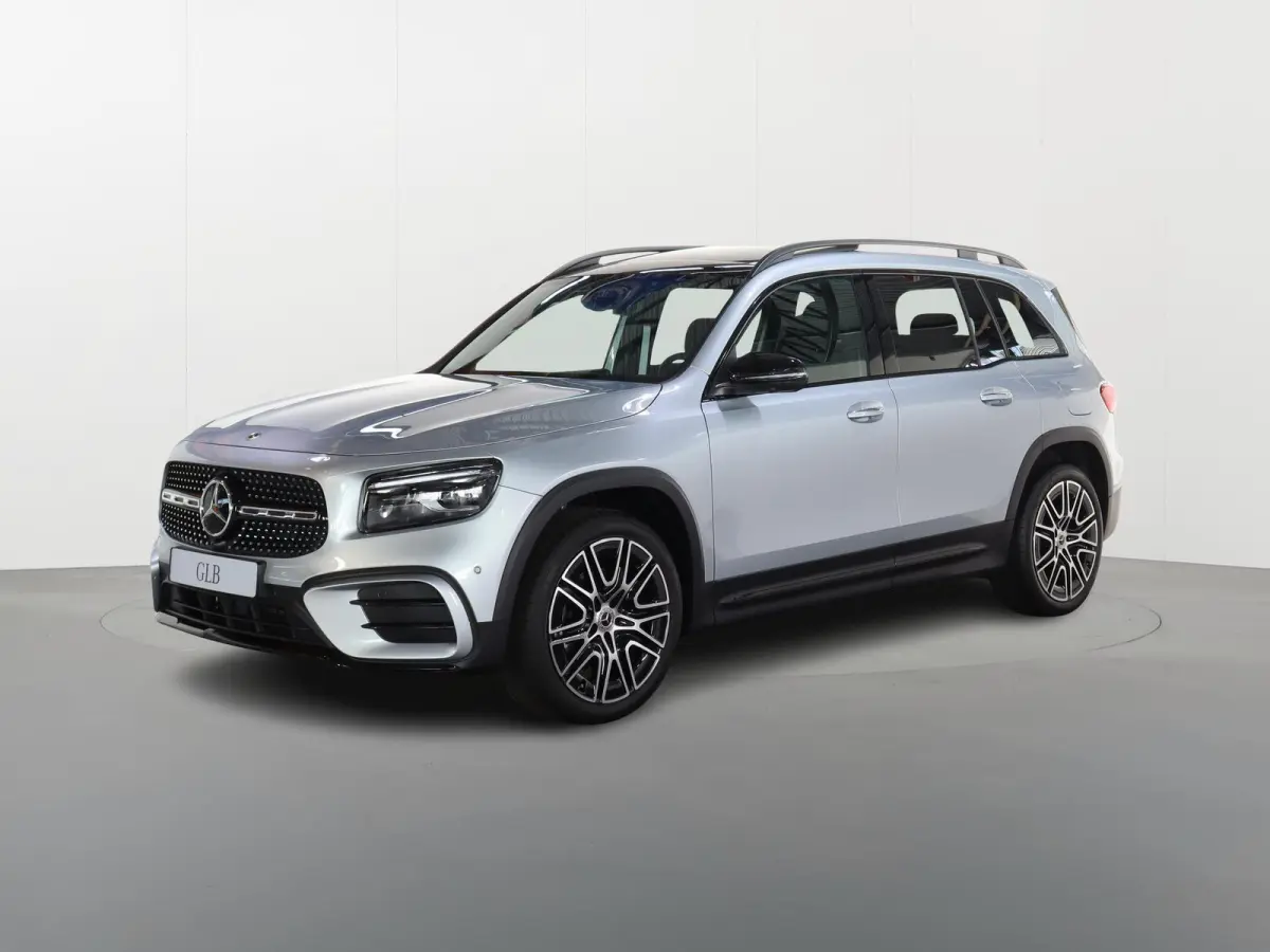180 Business Solution AMG | AMG Line Plus pakket | Panoramaschuifdak | Winterpakket | Trekhaak | 20” AMG velgen |