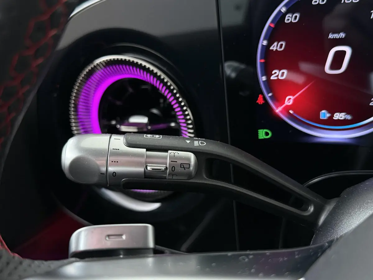 250+ Business Solution AMG 85.5 kWh | Trekhaak  | Nightpakket |  MULTIBEAM LED | Memorypakket |