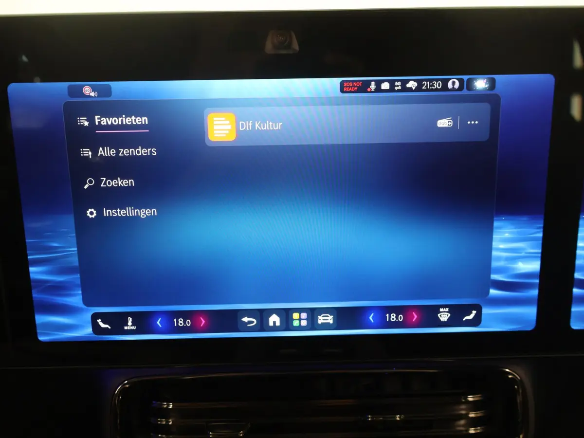250+ Business Solution AMG 85.5 kWh | Premium Pakket | 20" LM velgen | Night Pakket | Sportstoelen | Superscreen |