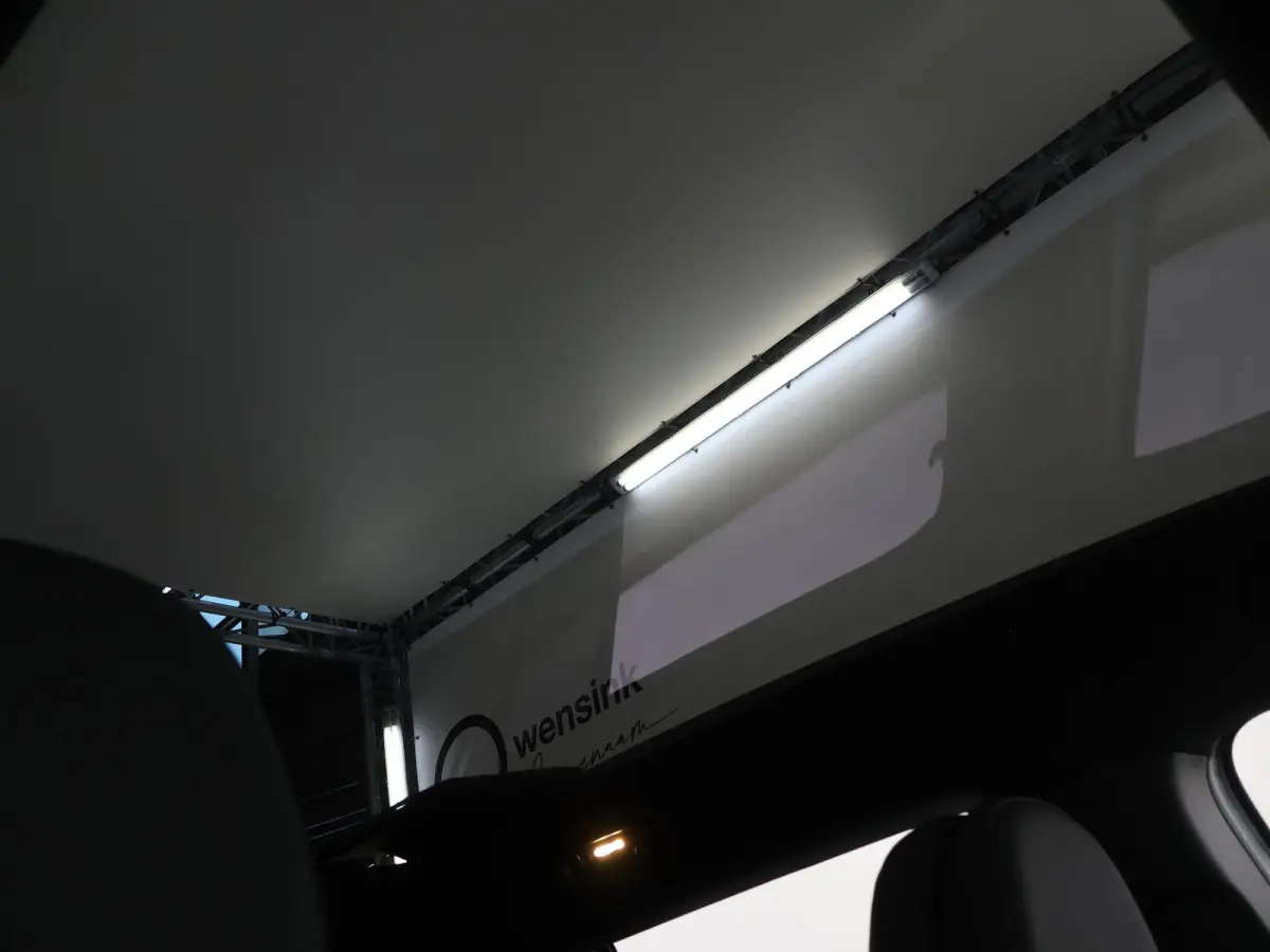 250+ Business Solution AMG 85.5 kWh | Premium Pakket | 20" LM velgen | Night Pakket | Sportstoelen | Superscreen |