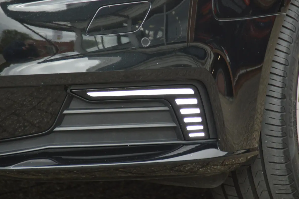 1.4 e-tron Sport Pro Line plus PHEV