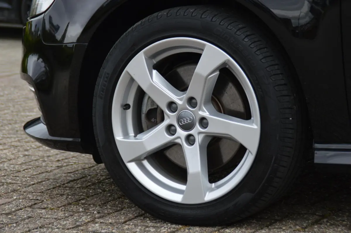 1.4 e-tron Sport Pro Line plus PHEV