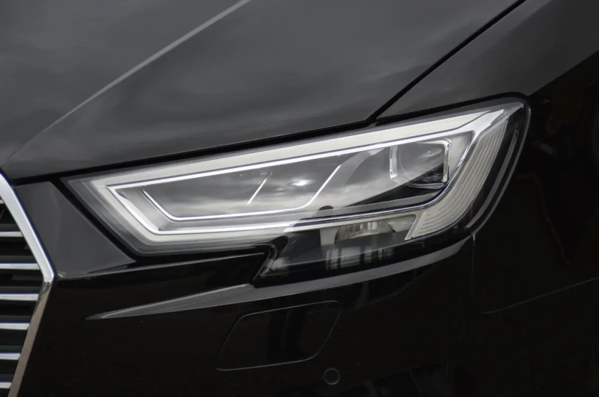 1.4 e-tron Sport Pro Line plus PHEV