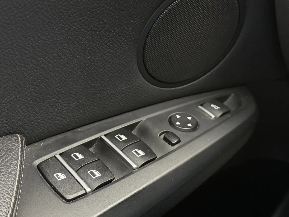 xDrive20d Centennial High Executive 190PK | Zeer Nette Staat! | PANO | M Pakket | Achteruitrijcamera | Elektrische Trekhaak | DAB+ | 19 Inch Lichtmetalen Velgen met 4 Nieuwe Banden | Lederen